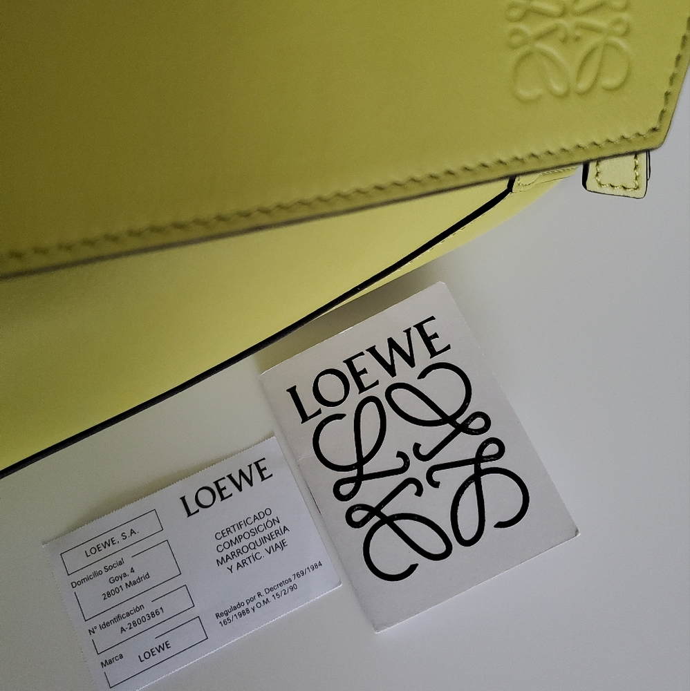 Loewe puzzle hobo bag NWT